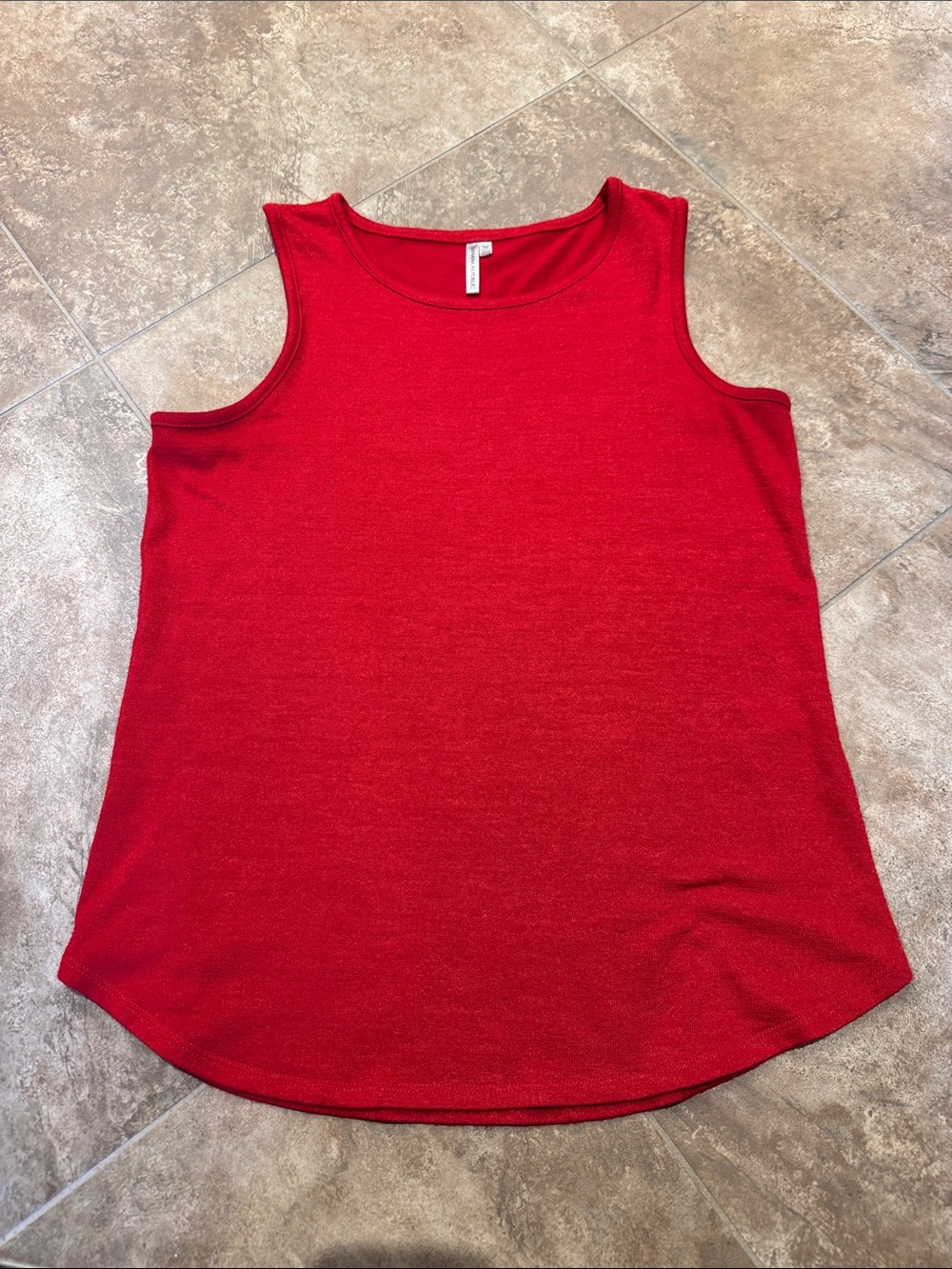 Banana Republic The Signature Tee Tank in Red Sleeveless—Size Medium